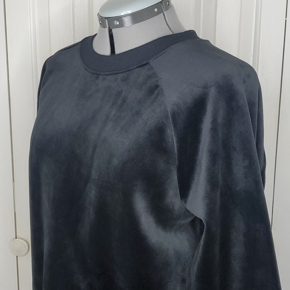 a new day Black Crewneck Sweater - Picture 3 of 7